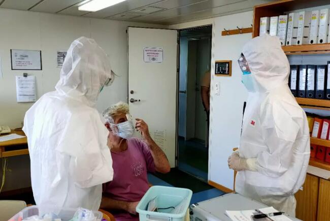 希腊船员灼伤角膜求救助，爱尔医生用专业诠释担当