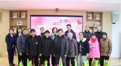 “情暖社区显担当 爱心慰问暖人心”开州爱尔眼科联合汉丰街道迎宾社区开展困难群众慰问活动